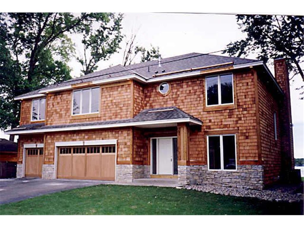 345 Lakeview Avenue, Excelsior, MN 55331
